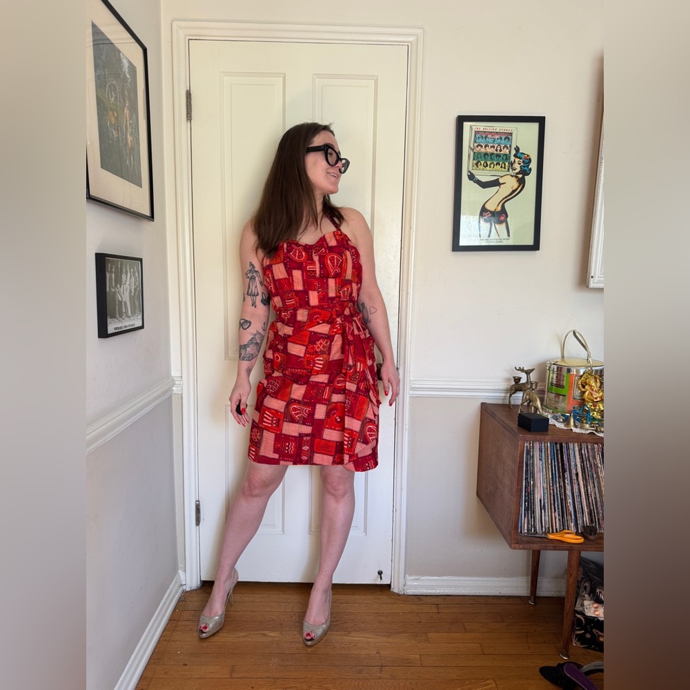50s Vintage Kamehameha Red Cotton Sarong Wrap Dress - Picture 2 of 11